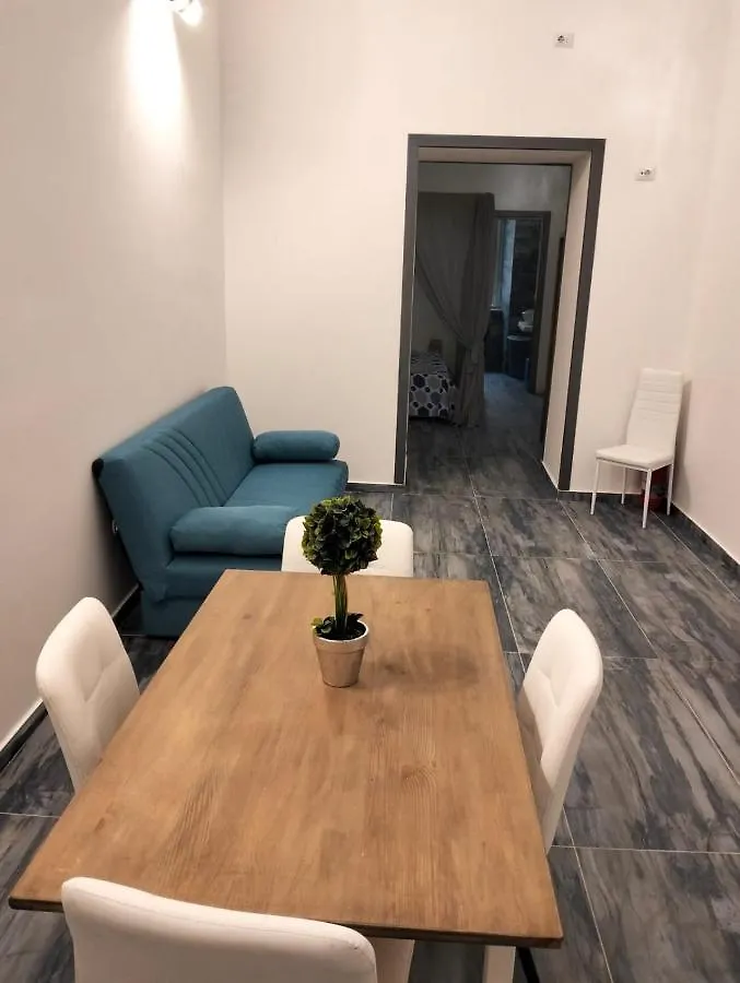 Casa Di Umberto Apartment Naples Italy